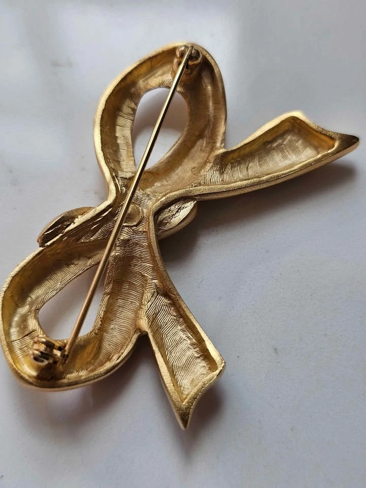 Vintage 80s Matte Gold Bow Brooch - photo 3
