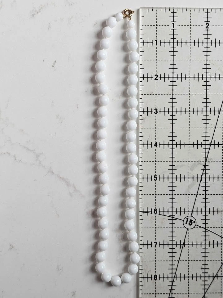 Vintage 16" Milk Glass Bead Necklace - Single Strand - 1950s - photo 5