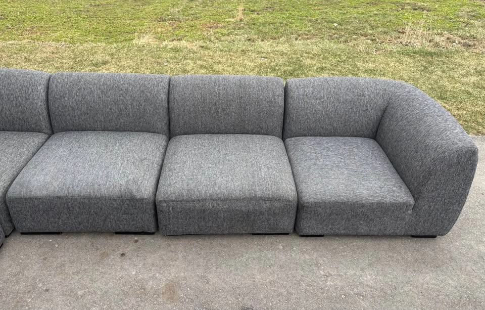Grey 6 Piece Modular Sectional Sofa - Free Delivery - Great Cond - photo 5