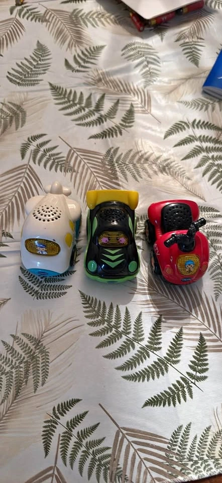 V tech go go smart wheel cars