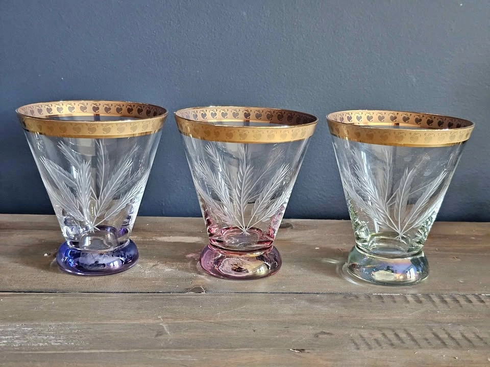 Bombay Poland 8 oz Cocktail Glasses - Wheat Pattern, Gold Rim