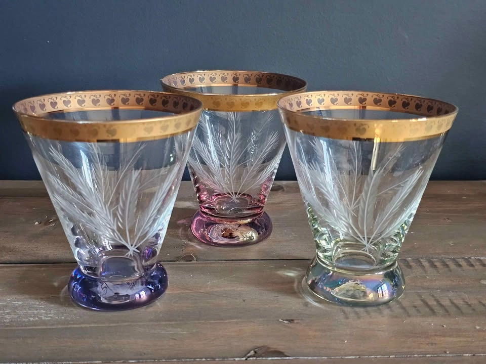 Bombay Poland 8 oz Cocktail Glasses - Wheat Pattern, Gold Rim - photo 2