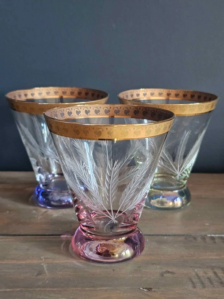 Bombay Poland 8 oz Cocktail Glasses - Wheat Pattern, Gold Rim - photo 3