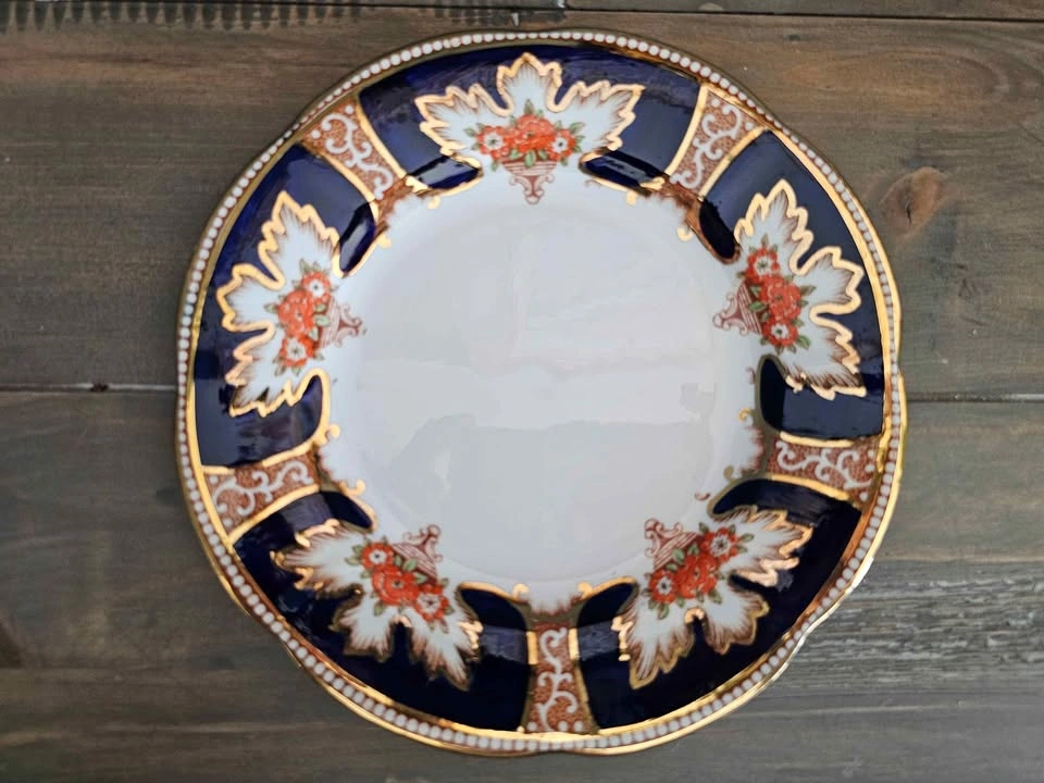 Royal Albert Crown China "Royalty" Salad Plate - photo 2
