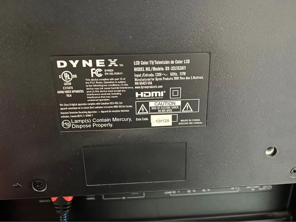 Dynex 32" LCD TV - Excellent Condition - photo 2