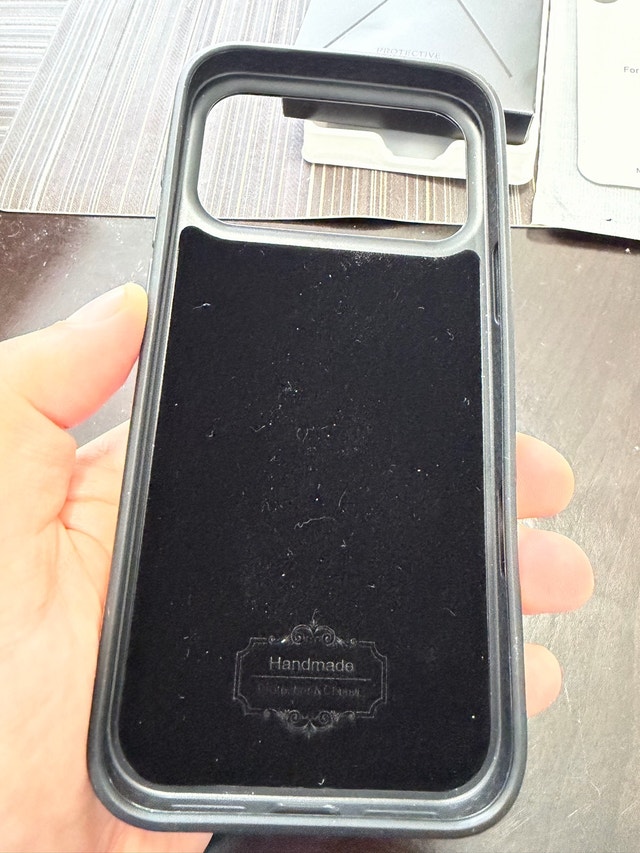 Butaiga iPhone 17 Pro Max Case - photo 3