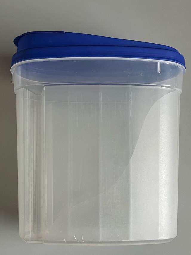 3.1L Plastic Food Storage Container - photo 2