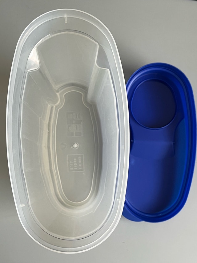 3.1L Plastic Food Storage Container - photo 3