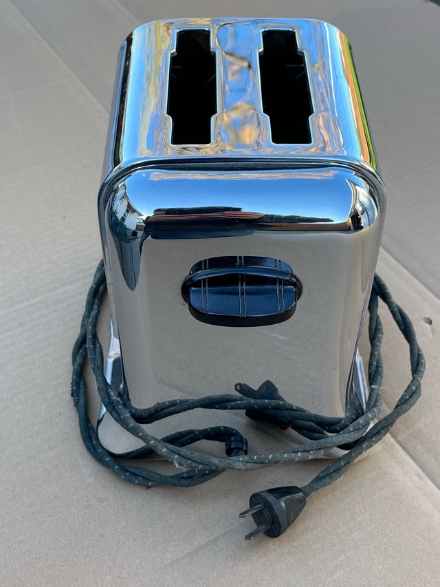 Antique toaster - photo 2