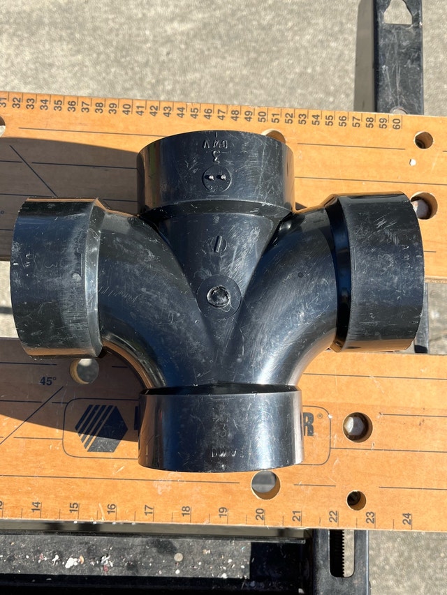 3" Double Sanitary Tee - photo 2