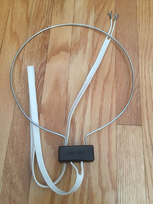 UHF antenna / TV antenna