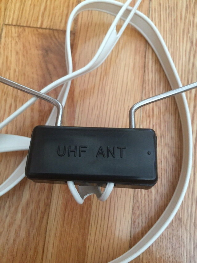 UHF antenna / TV antenna - photo 2
