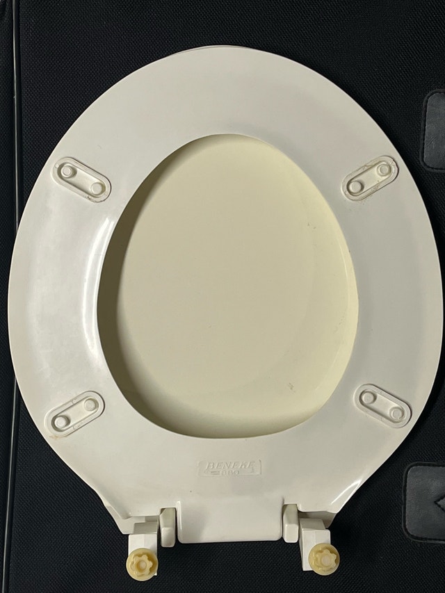 Beneke 880 Toilet Seat - photo 2