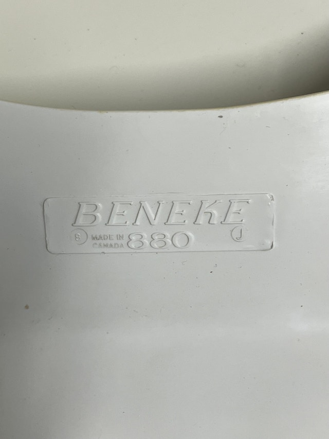 Beneke 880 Toilet Seat - photo 3