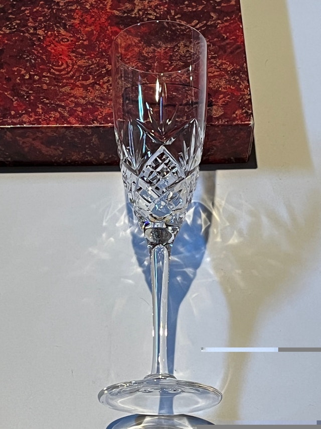 1 Crystal Wine Glass - Doulton Hellene Series - photo 3