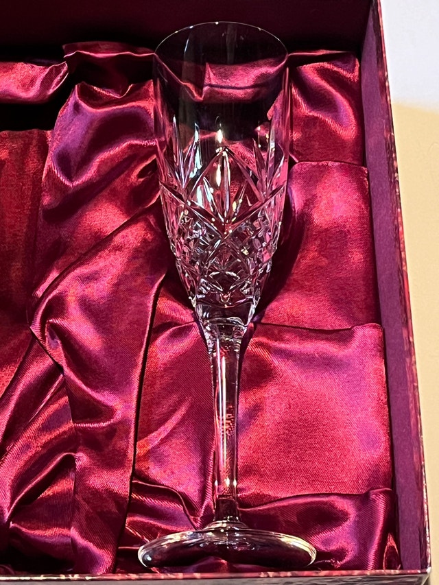 1 Crystal Wine Glass - Doulton Hellene Series - photo 4