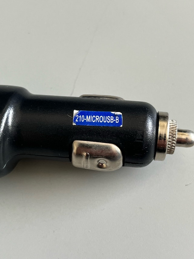 Micro USB-B Car Charger - photo 4