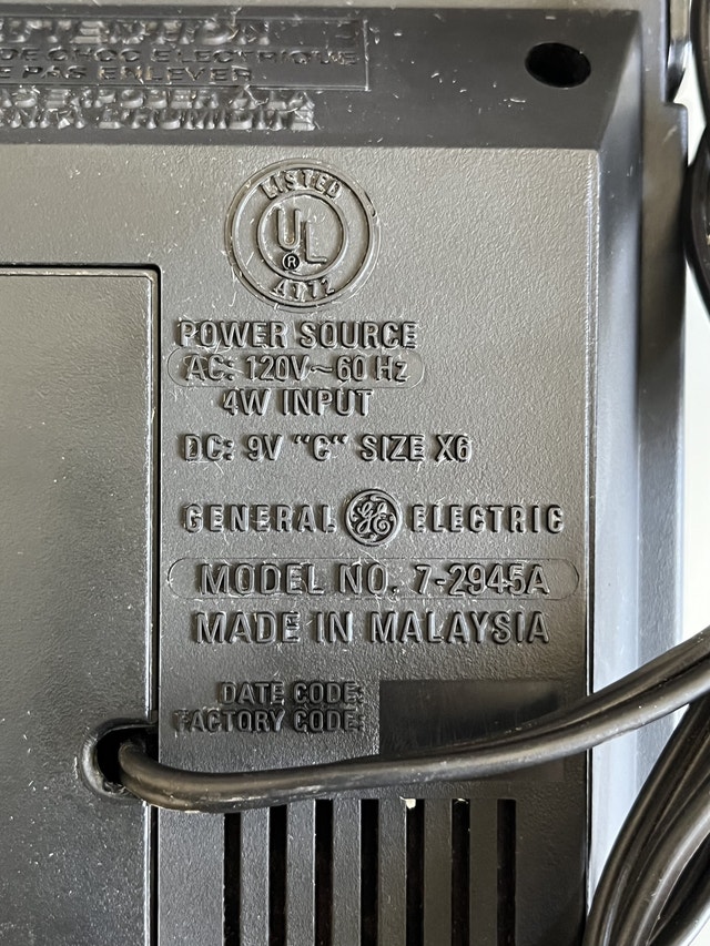 GE 4 Band TV / WB / AM / FM Radio / Receiver - photo 5