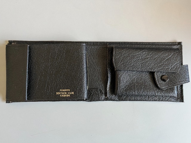 Rolfs Canadian made Leather Wallet - photo 2