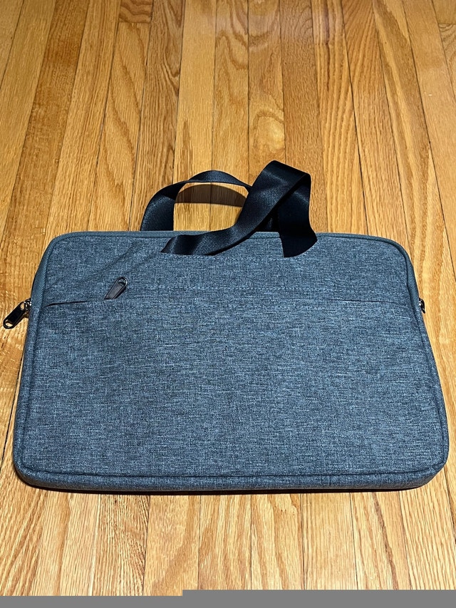 New 11.6"-12.9" Tablet Carrying Case - photo 2