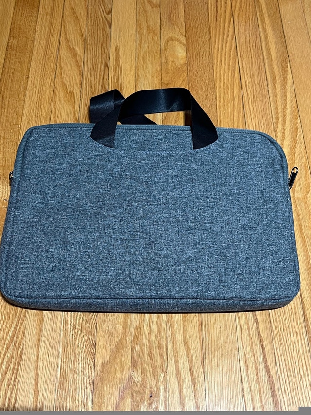 New 11.6"-12.9" Tablet Carrying Case - photo 3
