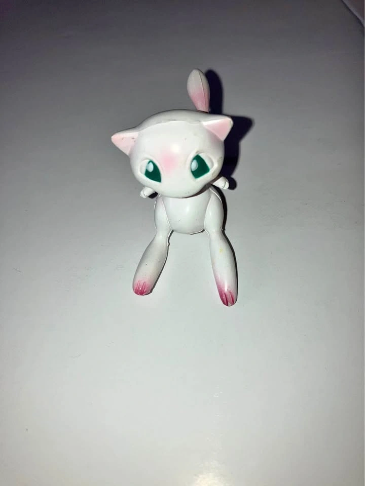 Vintage Mew TOMY Pokemon Nintendo Mini Figure Toy 1990s