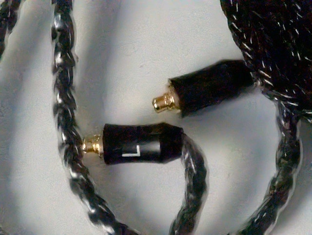 2.5mm Balanced Cable for MMCX IEM Headphones - photo 2
