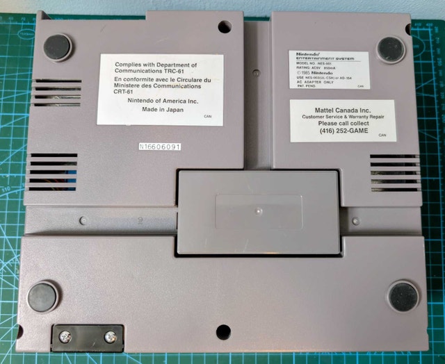 Nintendo NES-001 + Batman. Parts, or Not working! - photo 3