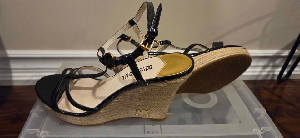 Michael Kors Kami Black T Strap Wedge Sandals Size 7 - photo 2