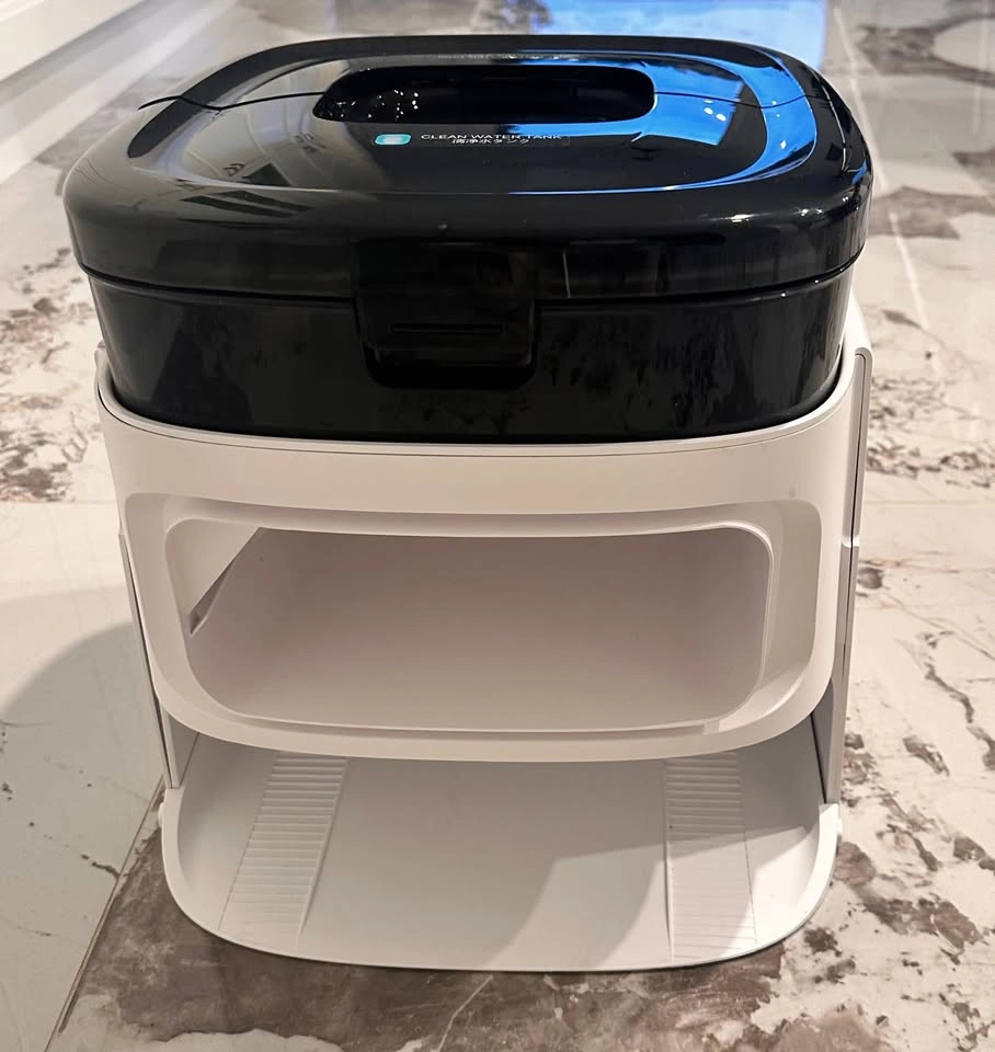 Lefant J5 (M3) Robot Vacuum & Mop - Like New w/ Self-Cleaning - photo 3