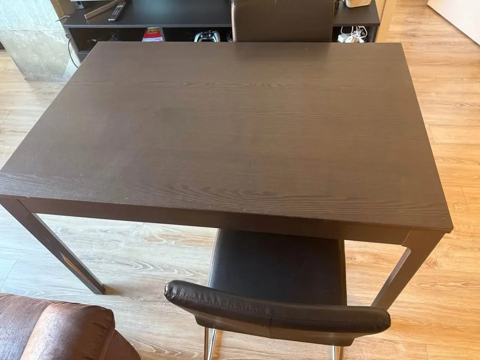 IKEA expandable table and 2 chairs image indicator(2)
