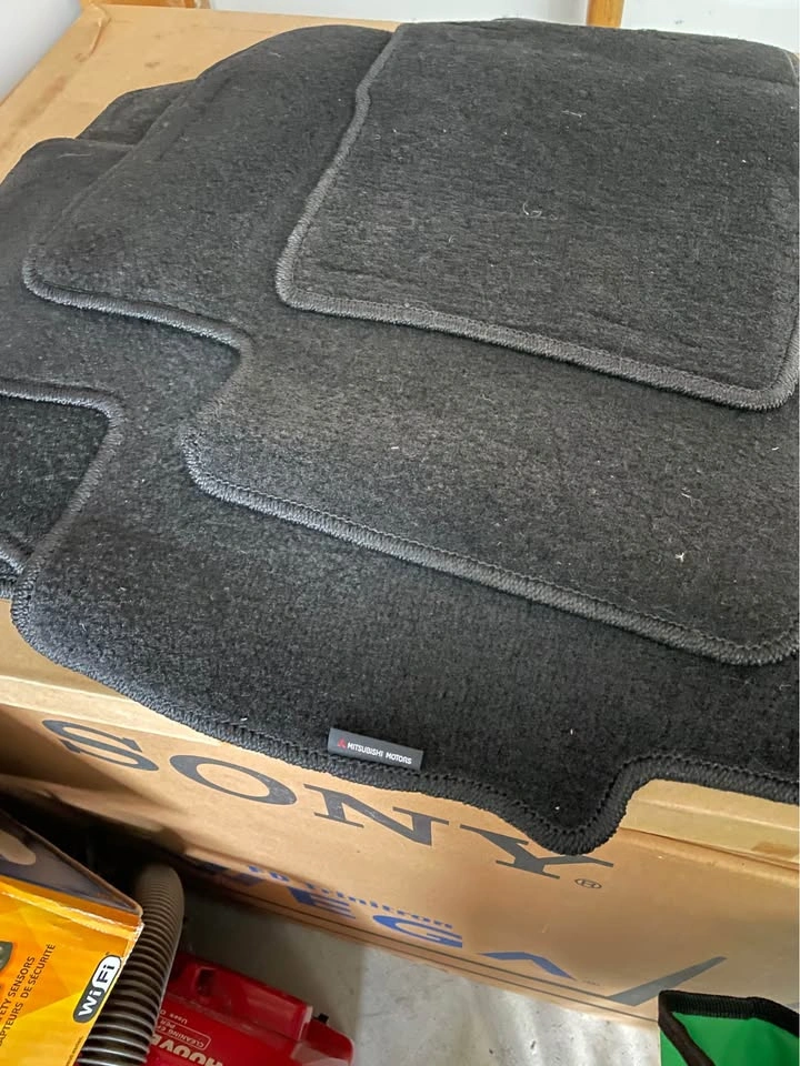 Floor Mats, carpet