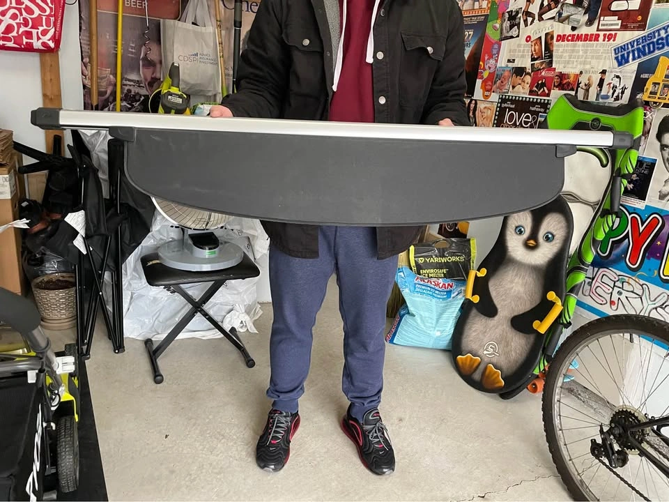 Mitsubishi Eclipse Cross Trunk Cover (Tonneau Cover)