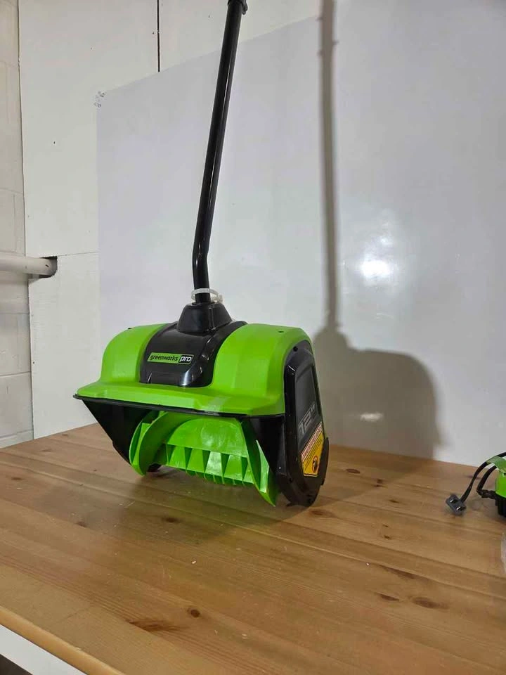 Greenworks Cordless Snow Shovel 12 Inch 60V, New - photo 4