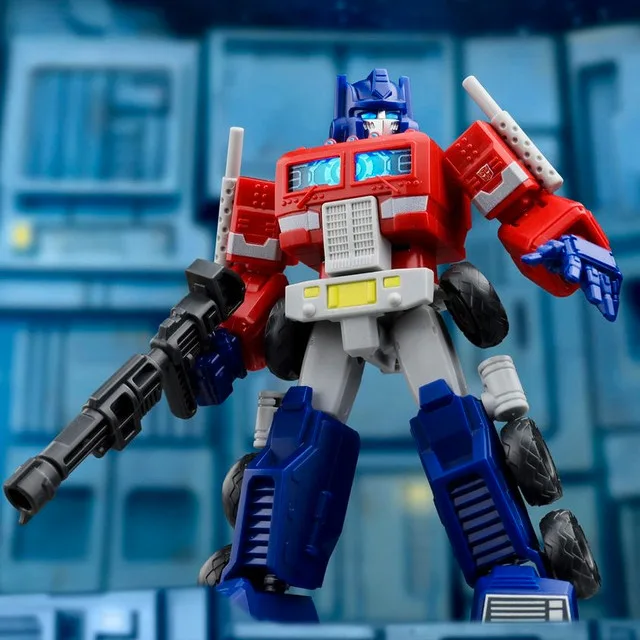 Transformers Blokees Optimus Prime Shining Version. 02 thumbnail
