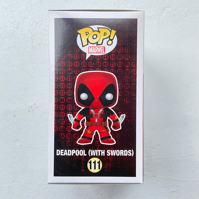 Funko Pop! #111 Marvel Movie Deadpool With Two Swords - photo 2