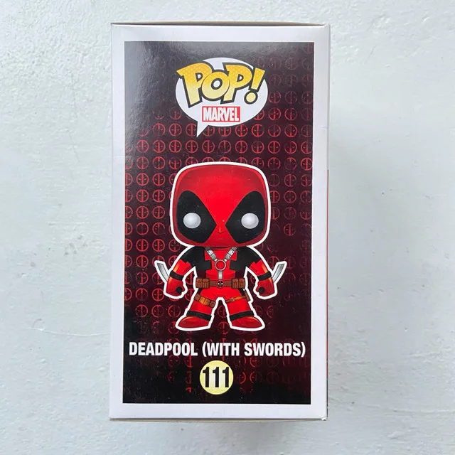 Funko Pop! #111 Marvel Movie Deadpool With Two Swords image indicator(2)