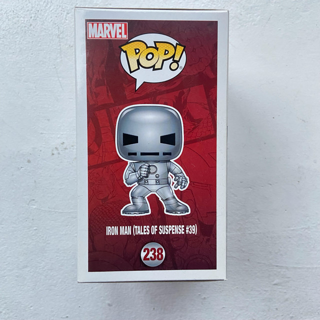 Funko Pop! #238 Marvel Iron Man Tales Of Suspense #39 Collector - photo 2