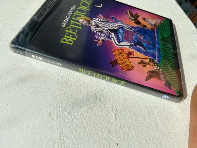 sealed Beetlejuice (4K UltraHD + blu-ray) image indicator(3)