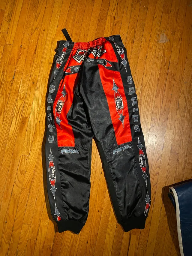 Max Snowboarding/Snow Pants image indicator(2)