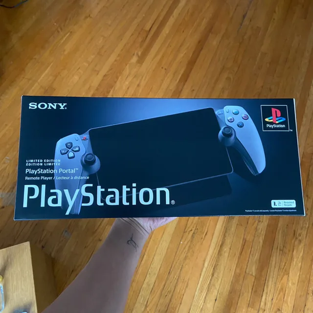 Playstation Portal 30th Anniversary Edition thumbnail