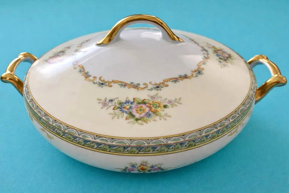 Vintage Noritake Covered Serving Bowl