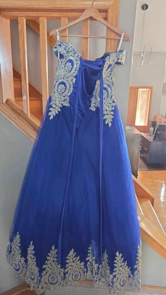 Blue ballgown Grad dress size 1-5 - photo 4