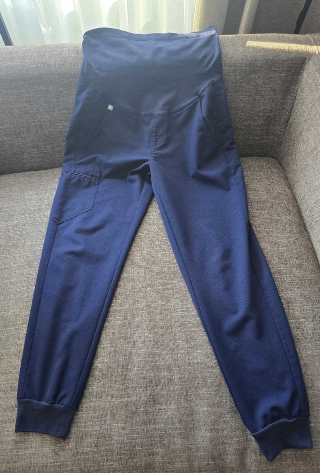 Figs Maternity Scrubs - photo 3