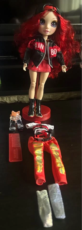 🌈 Rainbow High Dolls – Like New with Accessories 🌈 - photo 5