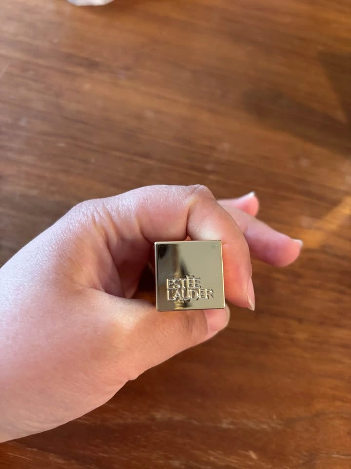 Brand new Estée Lauder Pure Color Lipstick - Limited Edition - photo 5