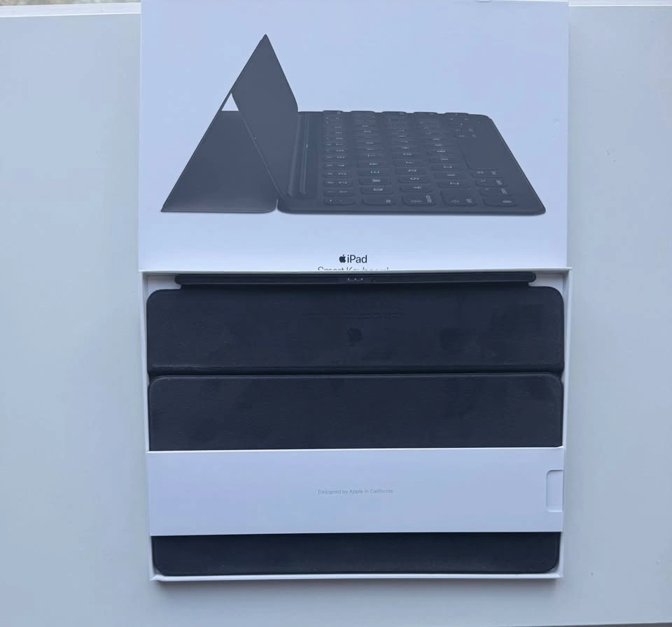 Apple Smart Keyboard for iPad Pro 10.5 / Air 3 / iPad 10.2 - photo 2
