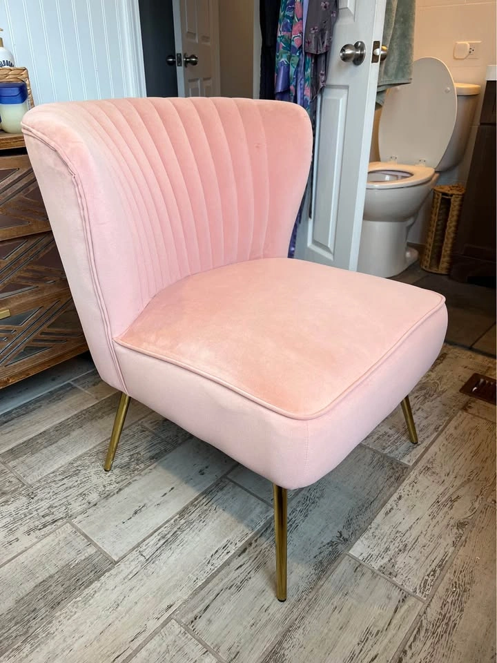 Pink Velvet Accent Chair - photo 2