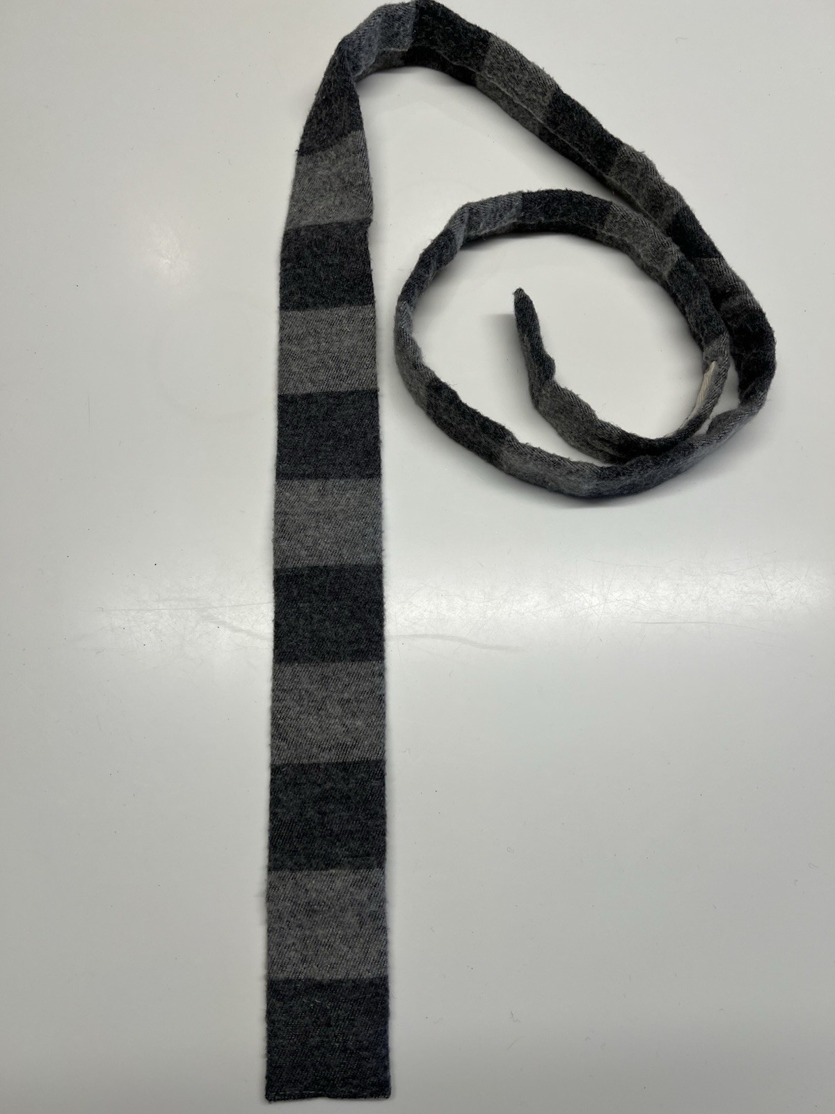 the Hill-side men's tie - MCD# 11 of 37 - Gently Used, Wool, Gre - photo 3