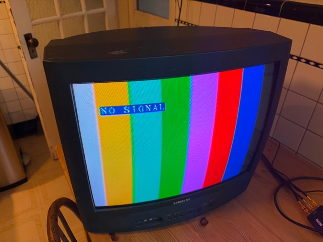 CRT TV 20"